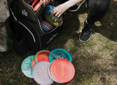 Billede af Disc golf. Kilde: Unsplash, Priscilla Du Preez