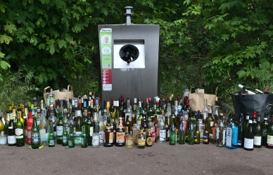 Affaldscontainer til flasker