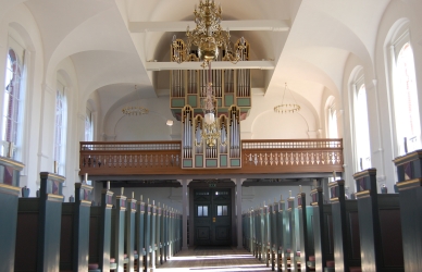 Orglet i Skive Kirke set på afstand