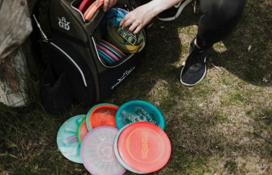 Billede af Disc golf. Kilde: Unsplash, Priscilla Du Preez
