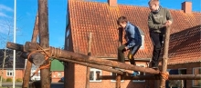 Børn i legetårn